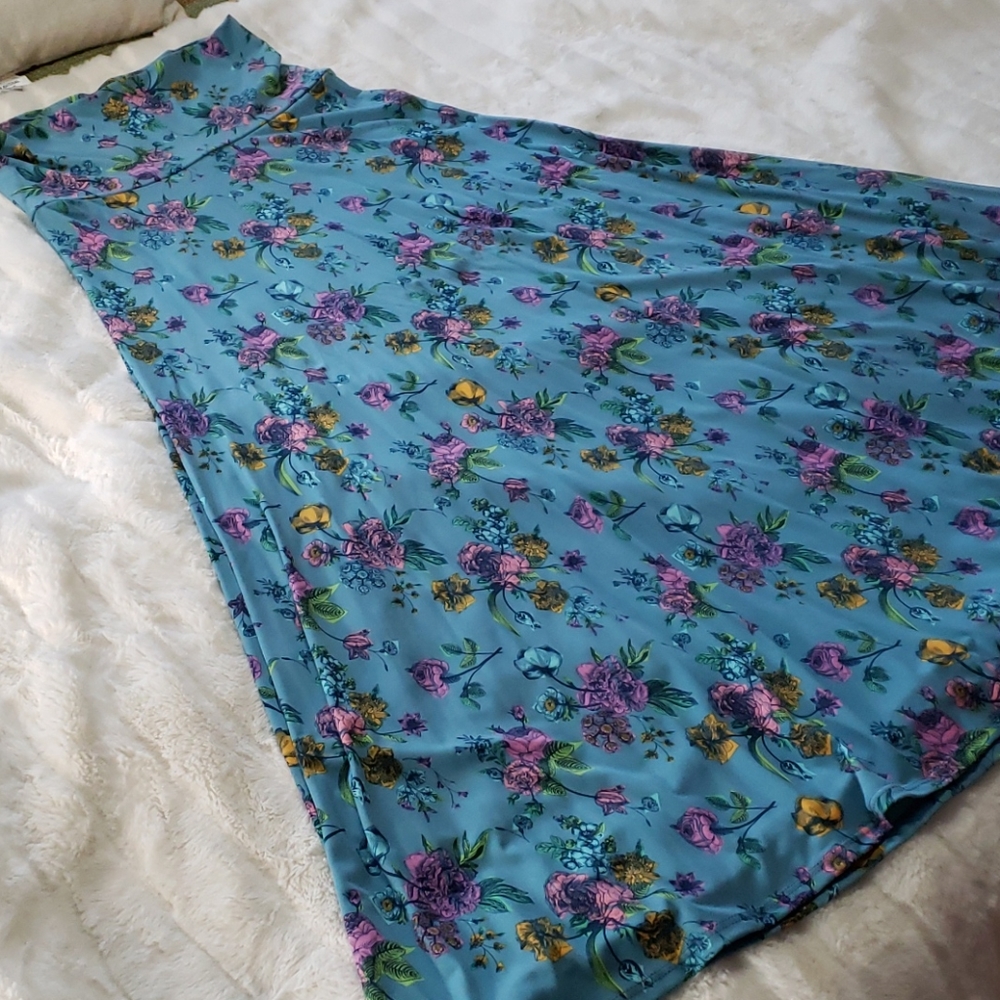 Lularoe blue floral Maxi